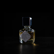 Carica l'immagine nel visualizzatore di Gallery, Ultima notte 50ml lussur flacone